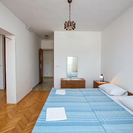 Apartments And Rooms By The Sea Tisno, Murter - 5128 Ruang foto